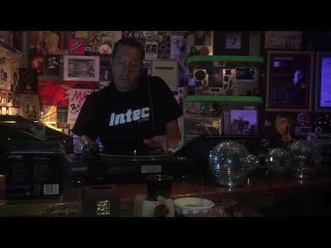 Master Bon_Z ◾ -EL TECHNO COMO FORMA DE VIDA- 👉especial: A.K nueva normalidad en tiempos de COVID-19