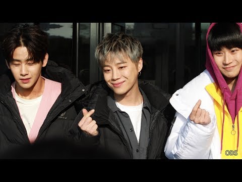 180222 더유닛b- 의진-더유닛 스페셜쇼 출근길