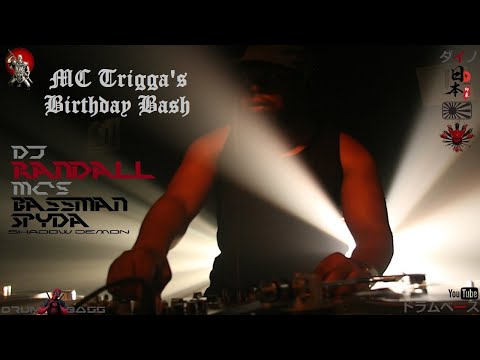DJ Randall & MC's Bassman, Spyda - MC Trigga's Birthday Bash ドラムベース