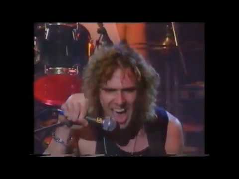 Giant, Live in London, performing "I'm a Believer" 1990