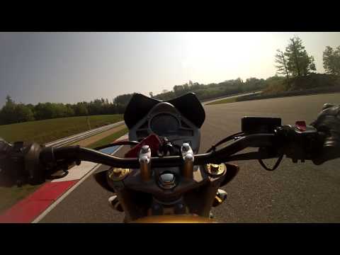 Hornet - racetrack 9.5. 2013
