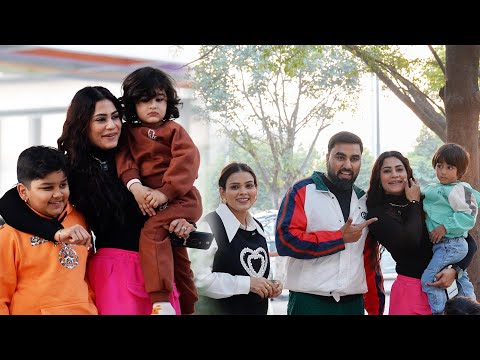 1 mahine baad mili family se 