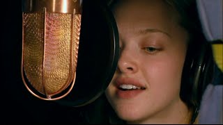 Amanda Seyfried - Thank you for The Music! (ABBA) Beautiful performance (HQ Audio)