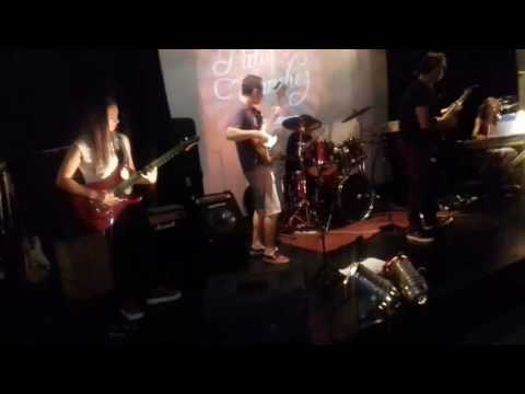 Earth Angel/ Johnny B. Good