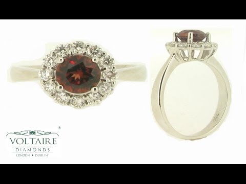 ER 1171 - Cluster Style Engagement Ring with Round Hessonite