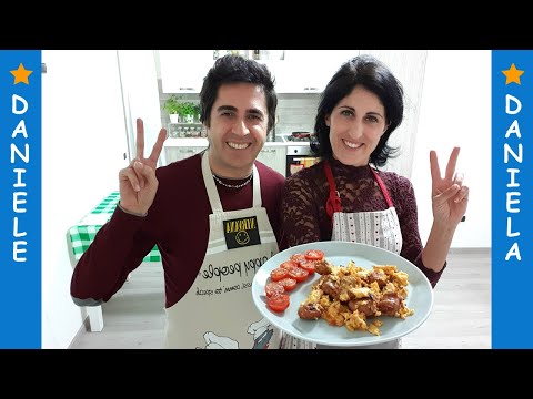 Uova strapazzate con salsiccia - Ricetta