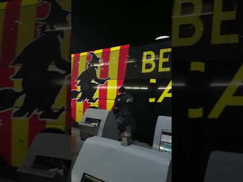 GIOCATORI DEL BENEVENTO ARRIVANO A FIRENZE STAZIONE SANTAMARIA NOVELLA