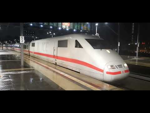 Endlich wieder fast normaler Zugverkehr in Berlin Hbf