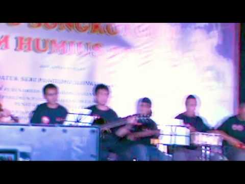 JAMES = = Bimbizangan