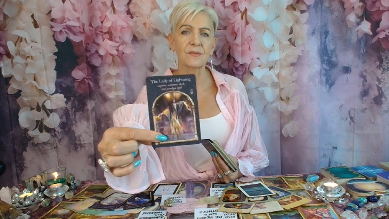 CANCER JANUARY 2026 Shocking Surprises...Golden Opportunity in Career & Love Comes Knocking