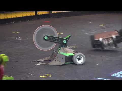 BattleBots Season 2 Exhibition Rumble Skorpios, Death Roll and Bucktooth Burl