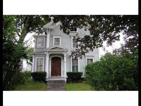 Homes for sale - 6 Worcester St, Grafton, MA 01519