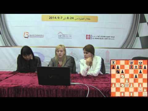 Round 1: Ju Wenjun (CHN) 1/2-1/2 Ushenina (UKR)