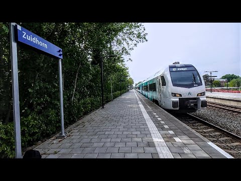 Dual WINK makes way through Zuidhorn on it's express run - Fly-by -