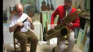 Ukulele & Bass Saxophone duet : Roses Of Picardy
