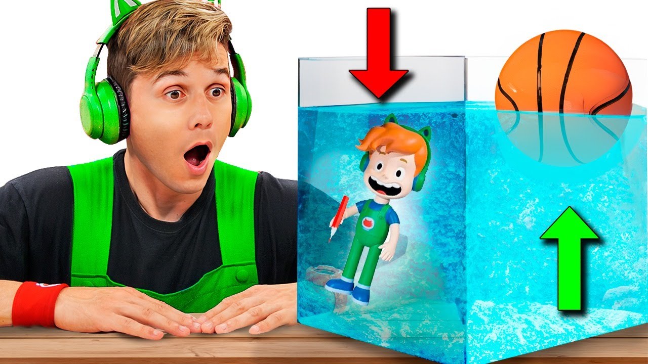 Gato Galactico and the Float or Sink Adventure ! | Fun Experiments in Water