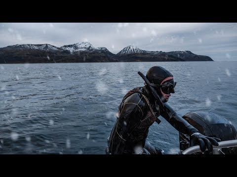 How to stay warm when Spearfishing or Freediving in cold, frozen water.