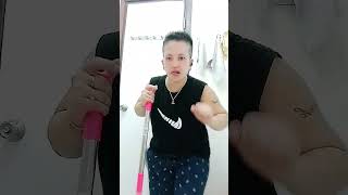 Download lagu kerjaan babu hongkong joged sambil gosek toilet 😂😂 mp3 Download lagu kerjaan babu hongkong joged sambil gosek toilet 😂😂 mp3