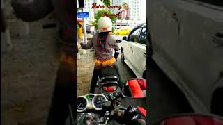Download lagu Cewek Joget Sambil Naik Honda Jadul mp3