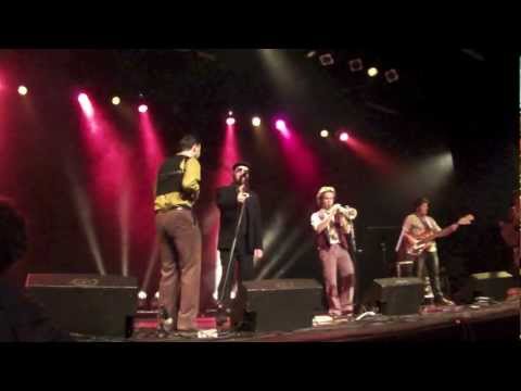 ALAMBIG ELECTRIK - Plinn - Fest noz de BAGNEUX 2012