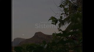 Sistema Lyrics English Translation