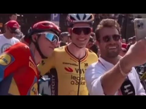 TNT Sports pundit stops interview on live TV for selfie – 'I'm going to get in trouble'