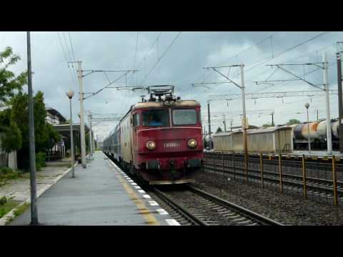 P5005 Bucuresti Nord - Marasesti plecare din gara Chitila cu EA1-209 la tractiune 22 Mai 2010