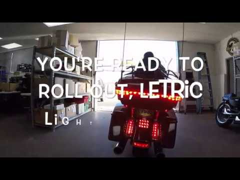 Premium Saddlebag Filler Lights Installation