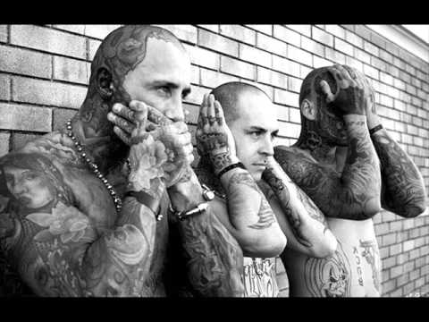 Adi WNR ft. Guzik - Frajerów pełno wokół