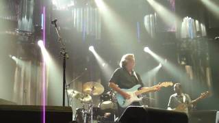 230510 ~ Eric Clapton &amp; Steve Winwood @ Sportpaleis Antwerp (Part 4 - &#39;Well All Right&#39;)