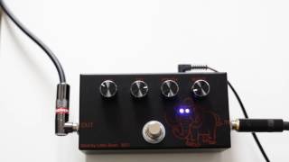 Video thumbnail for Little Bear BS-1 fuzz: BASS by BartSoundsGood