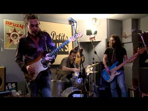 Eric Sauviat - Hard Way de Johnny Winter - concert Blues - Rock ,  Aux Petits Joueurs