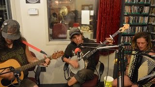 Busker Broadcast - Connor, Jacoby & Ella CORNBREAD & BUTTERBEANS - May 22, 2015