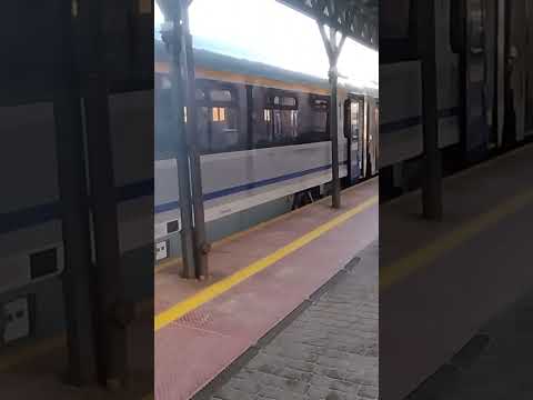 Griffin EU160-029 z składem IC 81114 Pobrzeże Rel. Łódź Fabryczna-Kołobrzeg