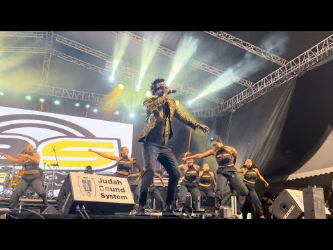 Tallpree performs Jab Boss at his Preeday show