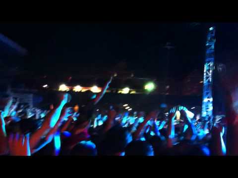 Tiesto @ Floyds Music Store - Red Hot Chili Peppers - Other side(Third Party Remix) HD