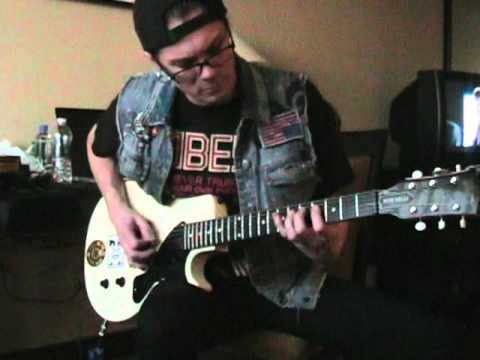 KERI KELLI GUITAR JAM - PART 6 - MUSCLE OF LOVE & POISON - ALICE COOPER