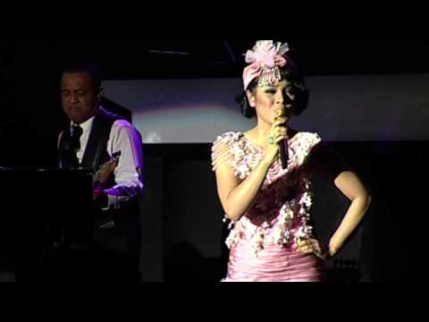 Irreplaceable Concert Andien Aisyah & Raisa - Dia Milikku