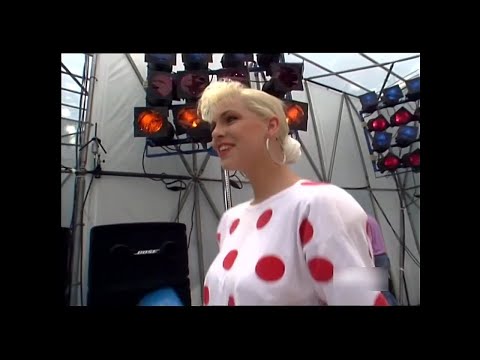 Twenty 4 Seven feat. Captain Hollywood - I Can't Stand It (Live). (Netherlands - Germany)