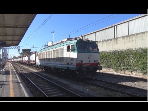 E652.058 sul STM 67700 Pomezia - Castelguelfo, in partenza da Pomezia