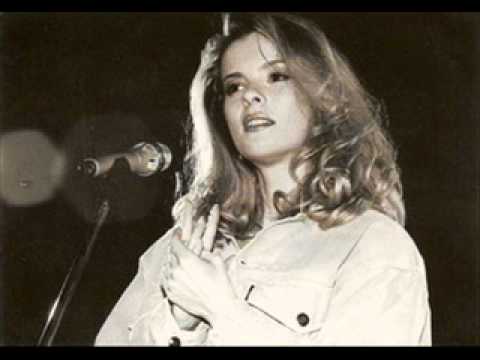 R.I.P. Iveta Bartošová-LIVE-Tichá píseň