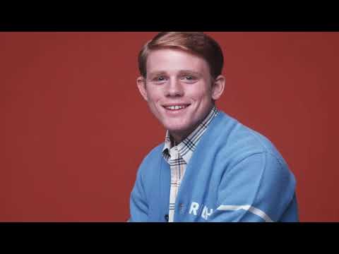 Ha lasciato il palco 16 anni fa, ora un bis che nessuno si aspettava