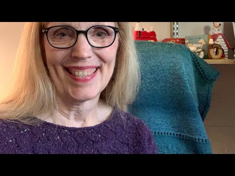 Episode 90: Knitting Podcast: Sampler Cowl and Easy Knits