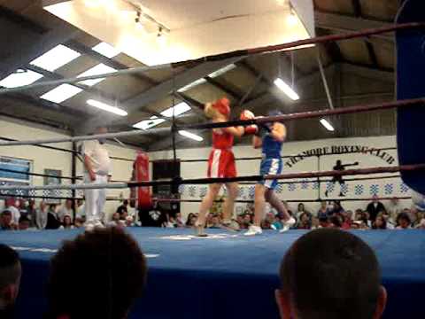 Round 3 - Orla v Laura (White Collar Boxing)