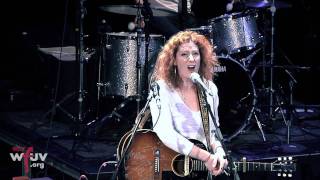 WFUV Presents: Kathleen Edwards - &quot;Pink Champagne&quot; (Live at Tarrytown Music Hall)