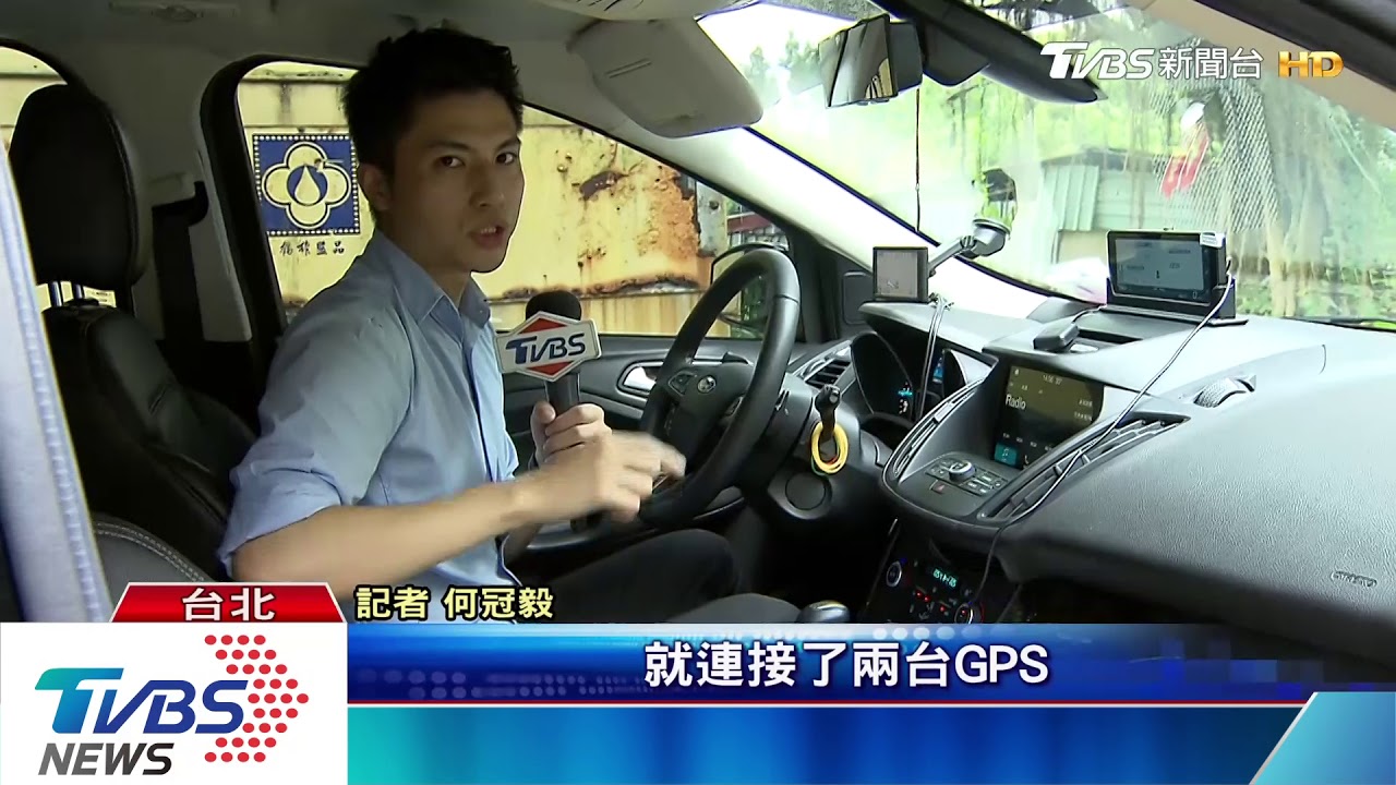 駕駛座旁電扇突自燃　貨車車頭燒成廢鐵