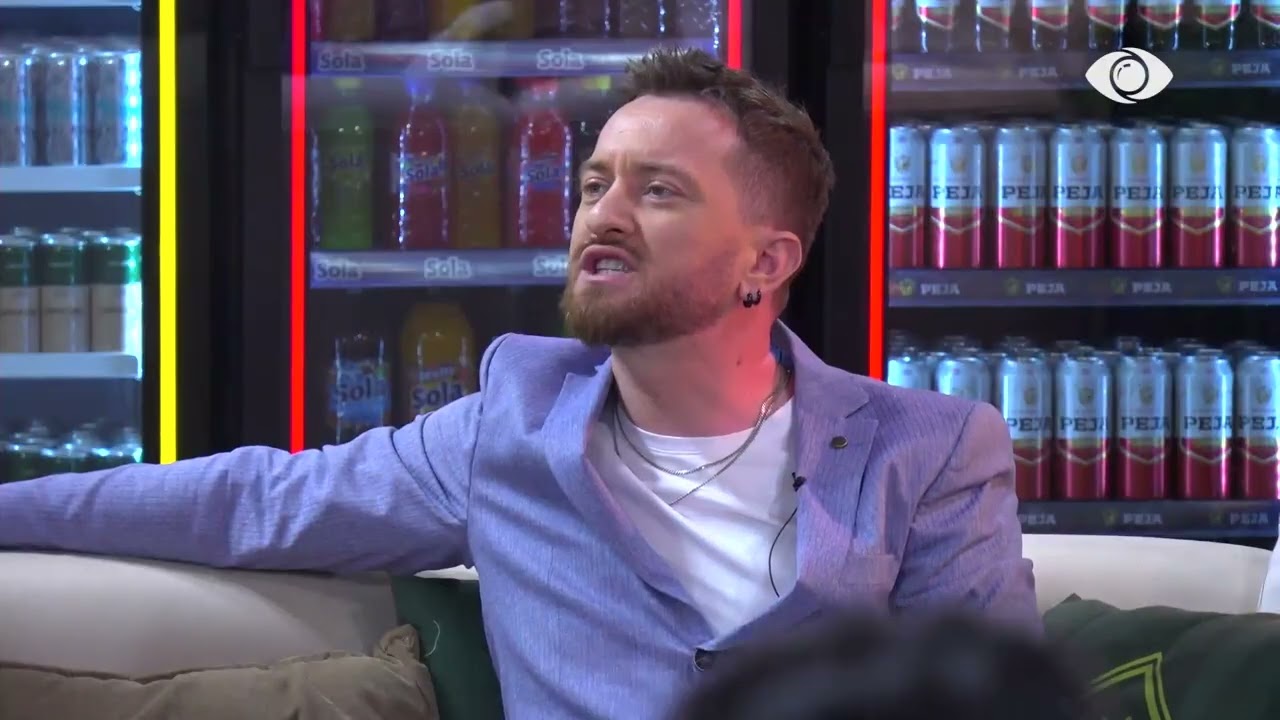 “Na ke çarë daullen e veshit”/ Debat mes Rozanës dhe Vserlos