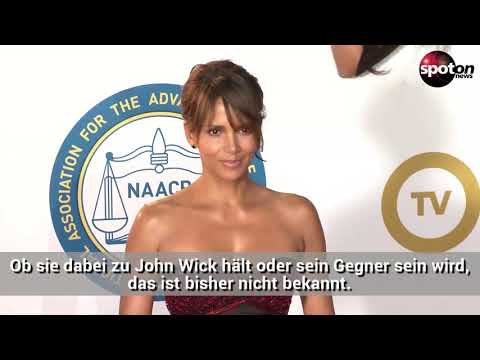 Sexy Outfit: So heiß kündigt Halle Berry ihre neue Rolle an