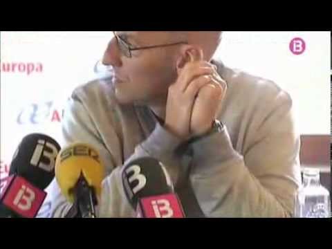 Presentación de Ángel Cepeda como nuevo técnico del Palma Air Europa (IB3 Notícies Migdia)