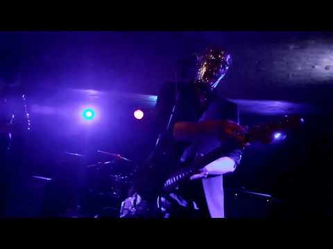 DEAR DEER - Claudine in Berlin (Live 4/12/2019 - LA MALTERIE - Lille - FRANCE)